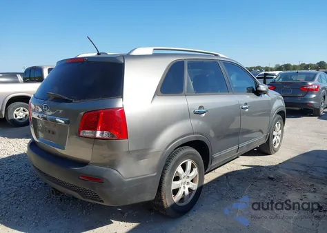 2013 Kia Sorento Lx V6 из США, поврежденный, VIN 5XYKT4A27DG411208
